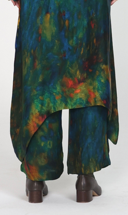 Flowers in a vase Pants
